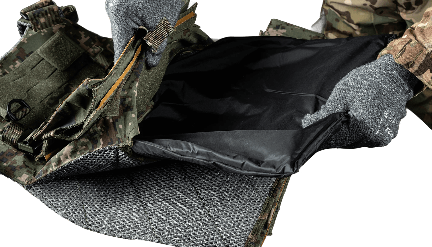 신형 경량 소재 적용